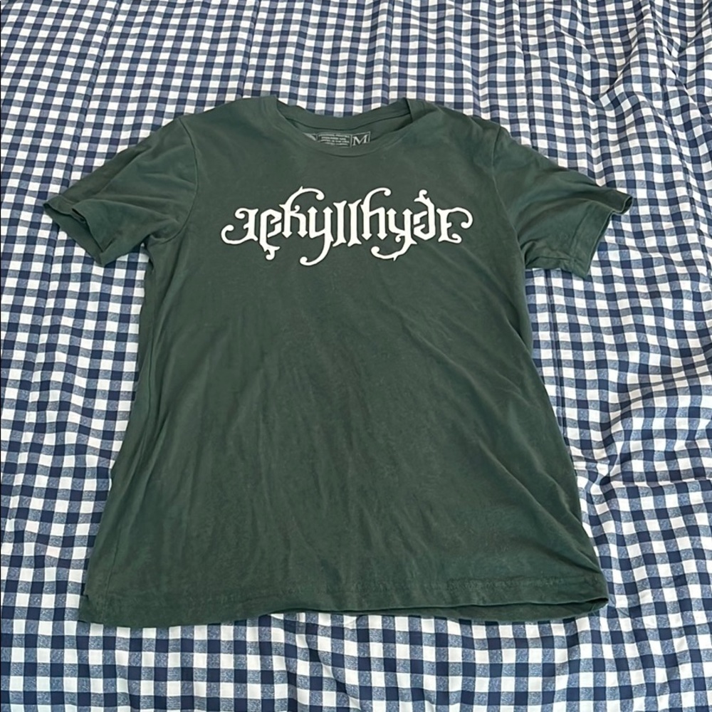 Green graphic T-Shirt